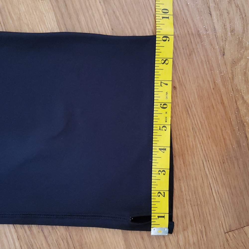 Nike Dri-Fit Black with Blue Trim Capri Athletic Pants Women's Size Small - Picture 12 of 12